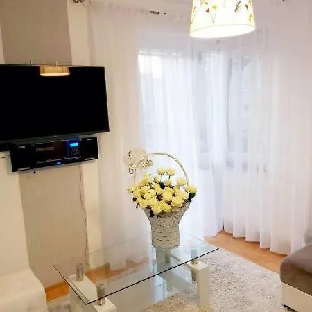 Apart Home