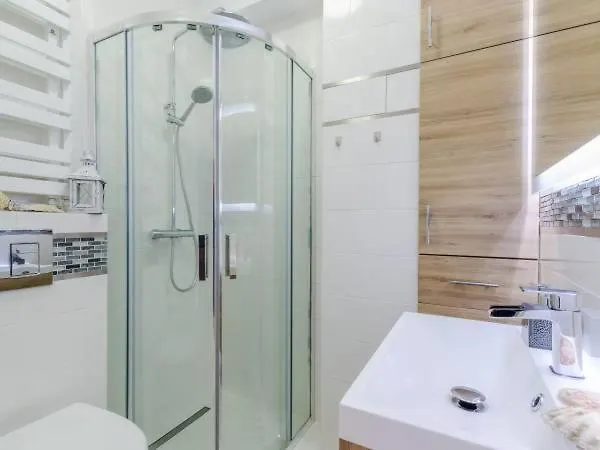 Apartman Apart Home *